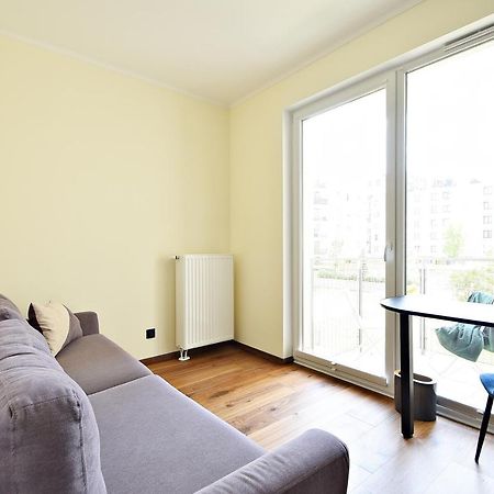 Wola Apartment Varsavia Esterno foto